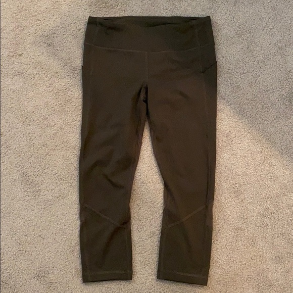 Lululemon Capri leggings - Picture 3 of 3